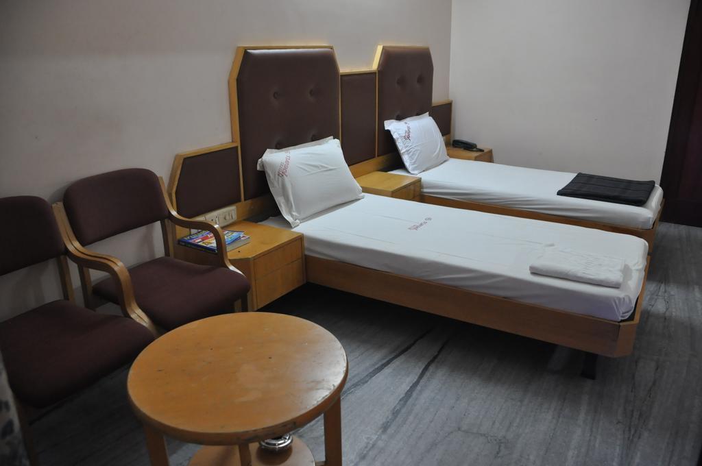 Hotel Pearls Madurai Ruang foto
