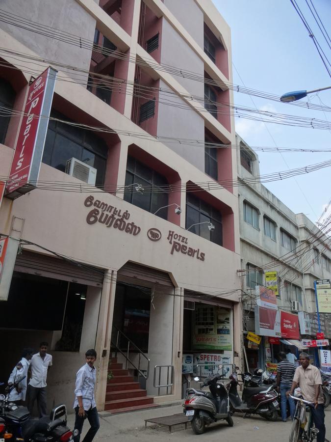 Hotel Pearls Madurai Bagian luar foto